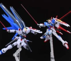 Gundam High Grade Cosmic Era 1/144 Scale Model Kit: "Limited Item" Freedom Gundam Vs Force Impulse Gundam (Battle Of Destiny Set) [Metallic]