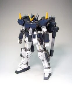 Gundam High Grade Endless Waltz 1/144 Scale Model Kit: EW-03 Gundam H-Arms Custom