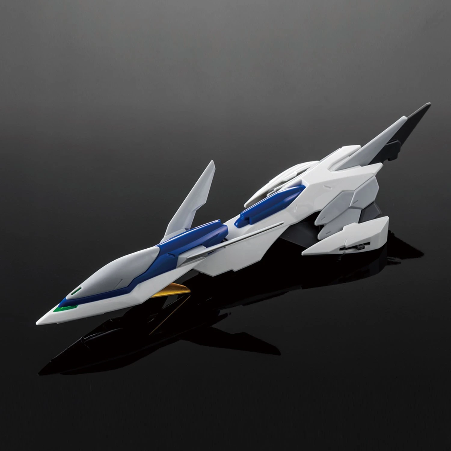 Gundam High-Resolution Model 1/100 Scale Model Kit: Wing Gundam Zero EW - Image 9