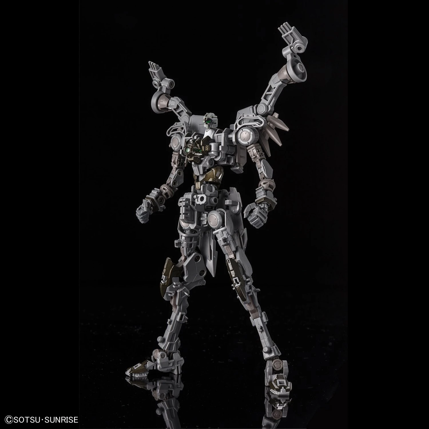 Gundam High-Resolution Model 1/100 Scale Model Kit: Wing Gundam Zero EW (Special Coating) - Image 3